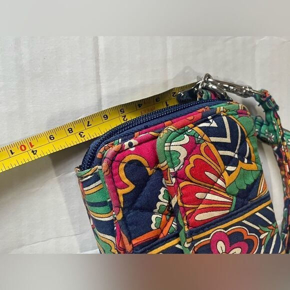 Vera Bradley Crossbody - Picture 5 of 6